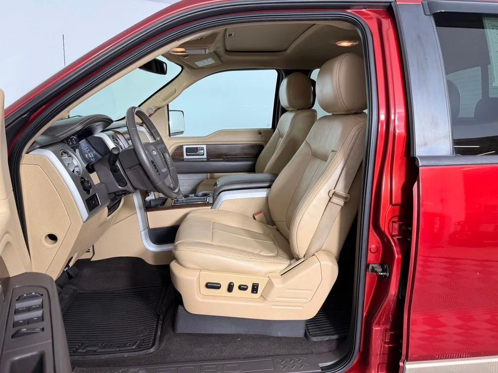 Used 2014 Red Ford Lariat image 2