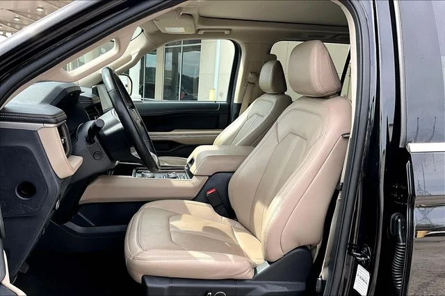 Used 2024 Black Ford Limited image 18