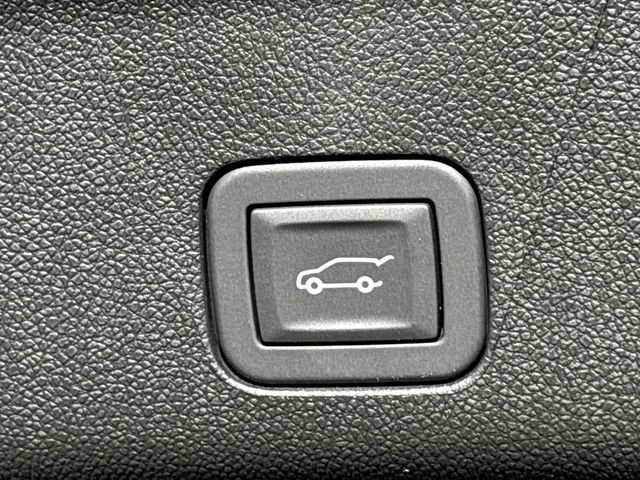 2026 Chevrolet Suburban High Country - Photo 30