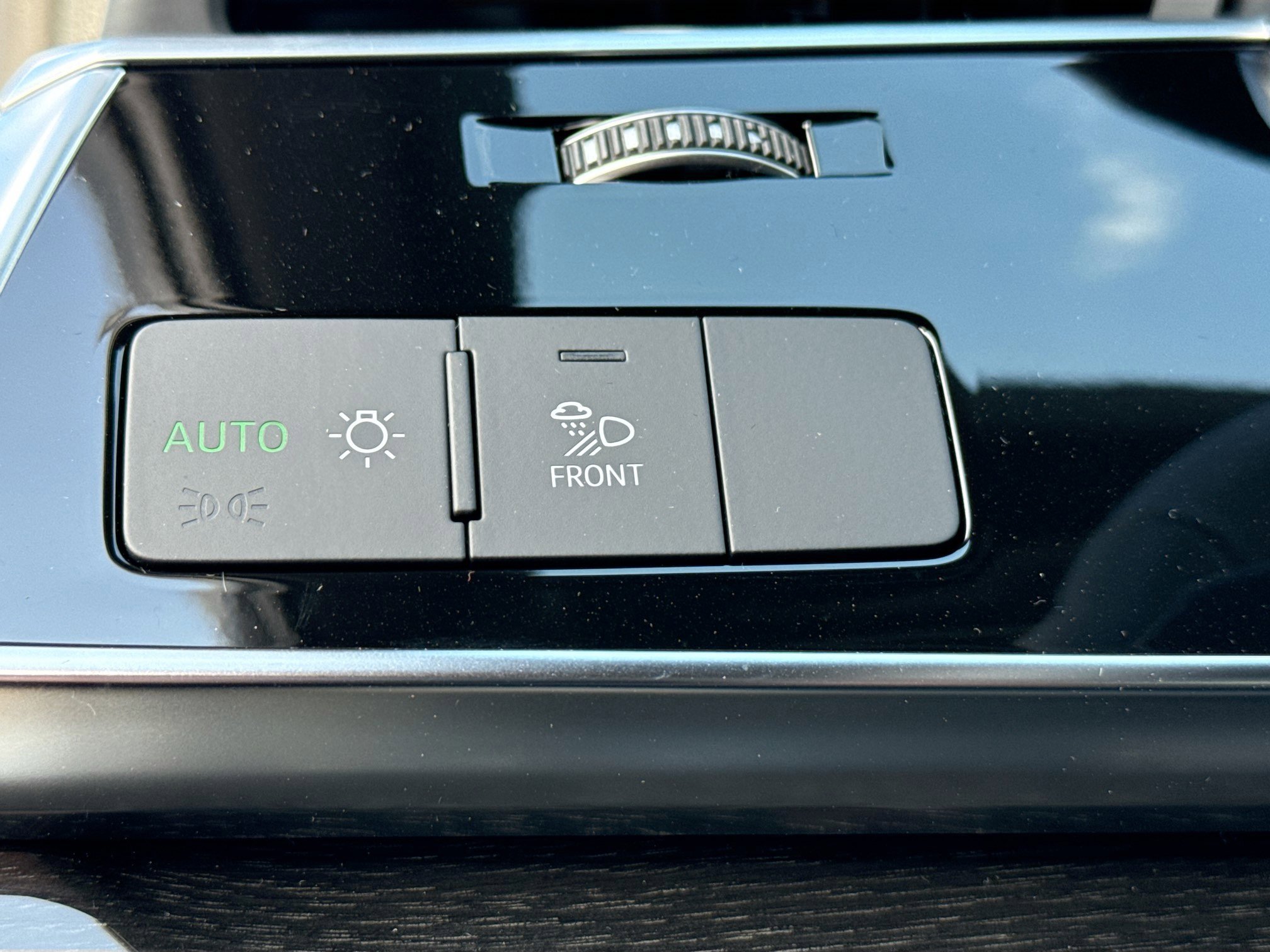New 2026 Samurai Gray Metallic Audi Premium image 36