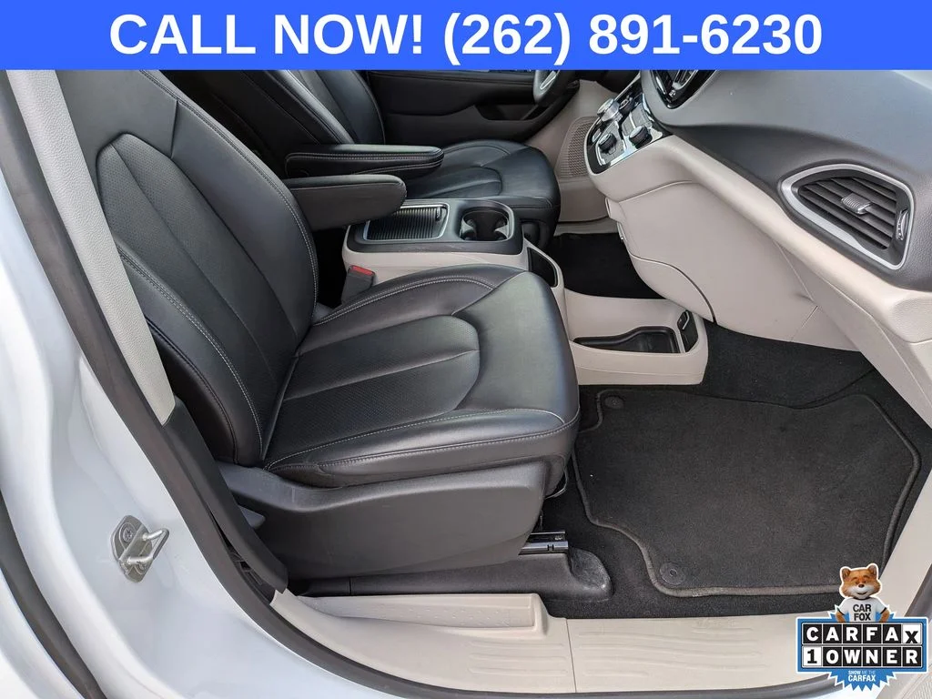 Used 2024 White Chrysler Touring L image 32