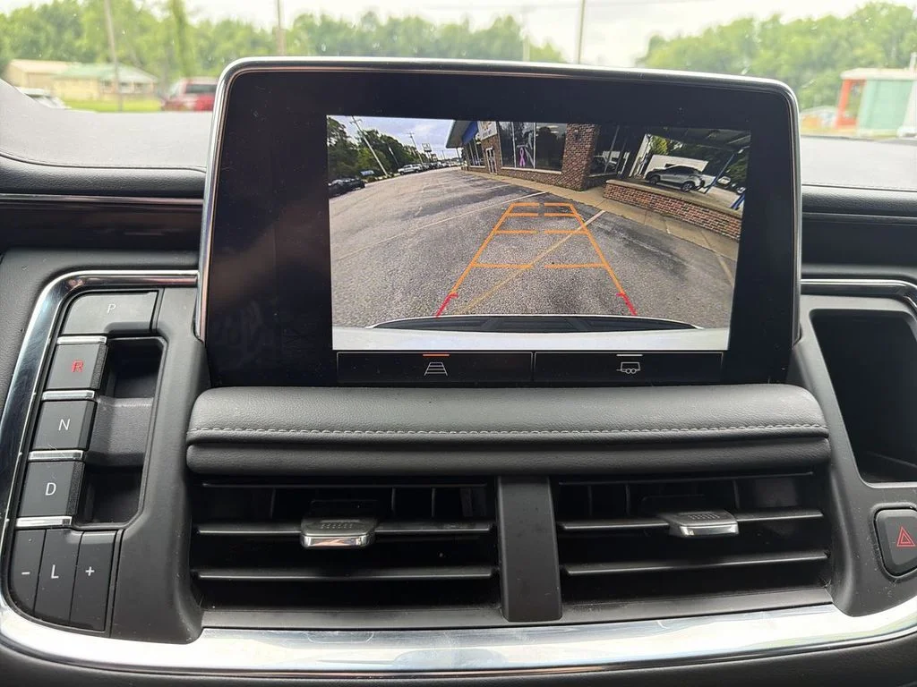 Used 2022 White GMC SLE image 15