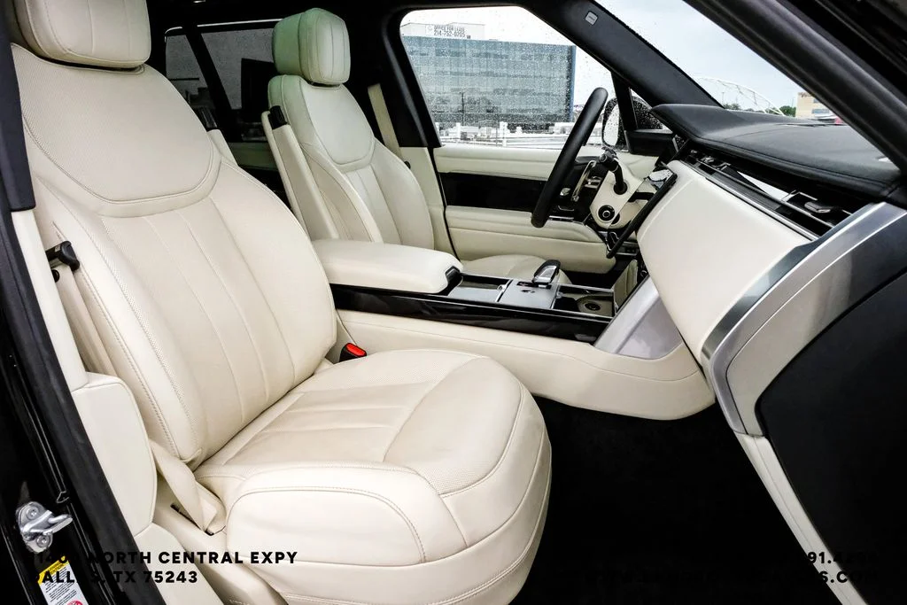 Certified Used 2025 Black Land Rover SE image 37