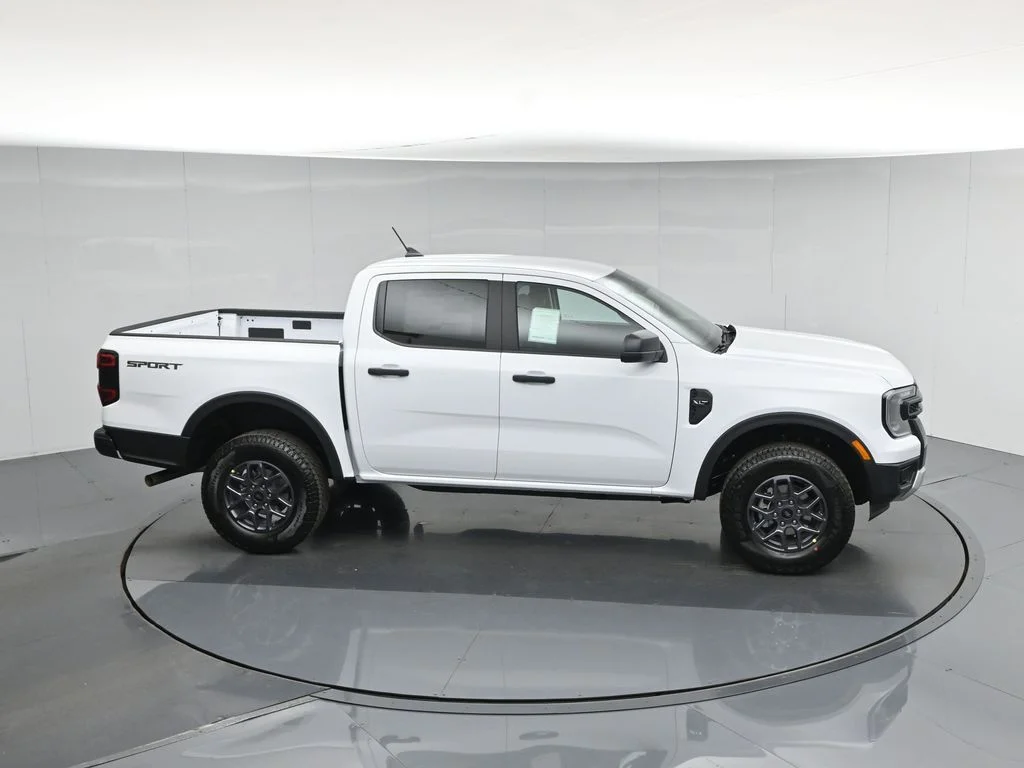 New 2026 Oxford White Ford XLT image 51