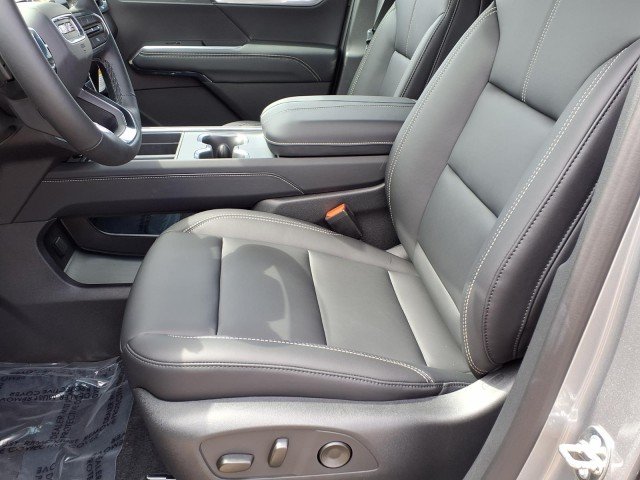 2026 GMC Acadia Elevation - Photo 9