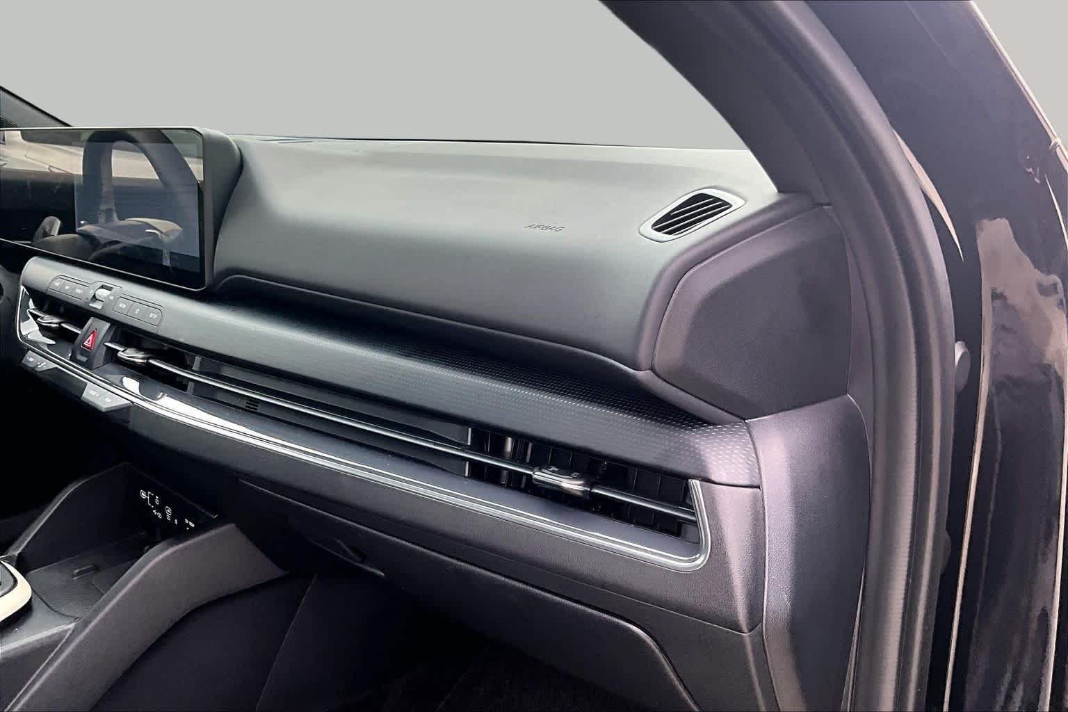 Used 2025 Aurora Black Pearl Kia GT-Line image 35