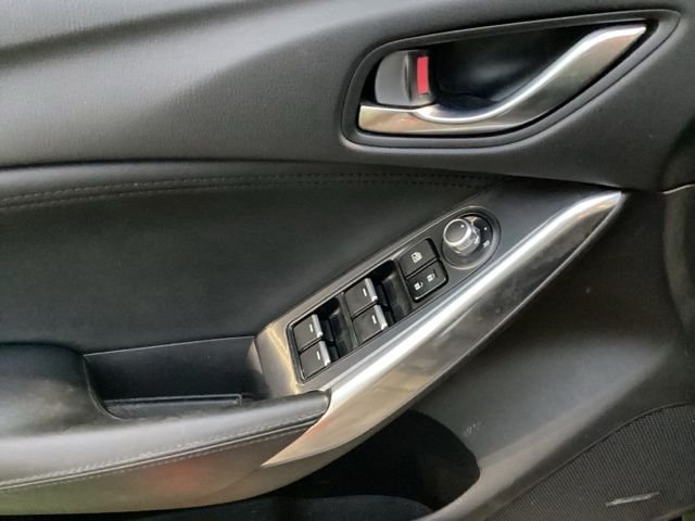 Used 2017  Mazda Touring image 24