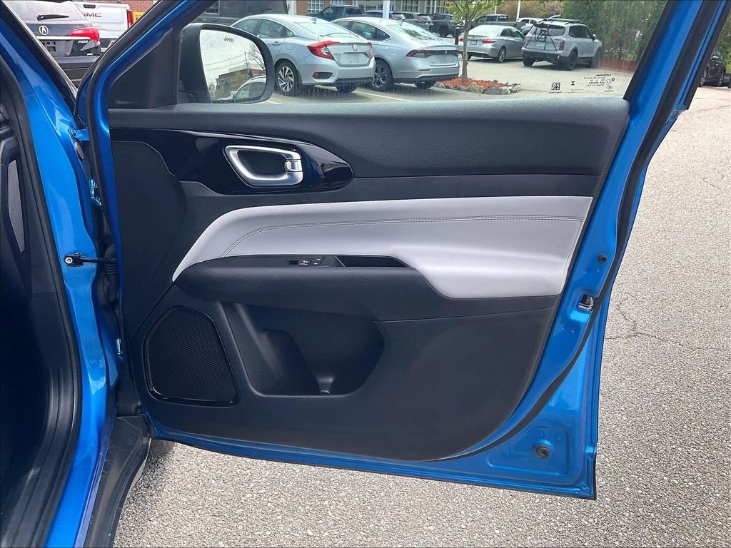 Used 2024 Blue Jeep Limited image 12