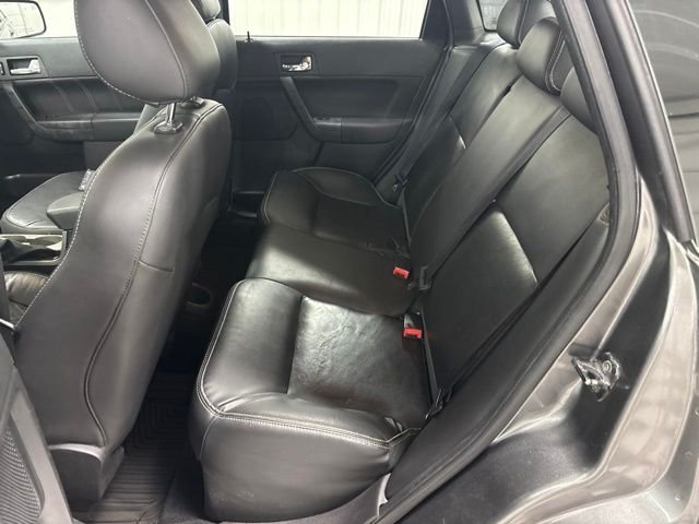 2010 Ford Focus SEL - Photo 21