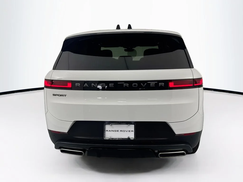 New 2026 Fuji White Land Rover SE image 6
