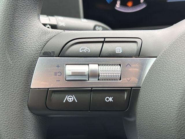 New 2026 White Hyundai SEL AWD image 21