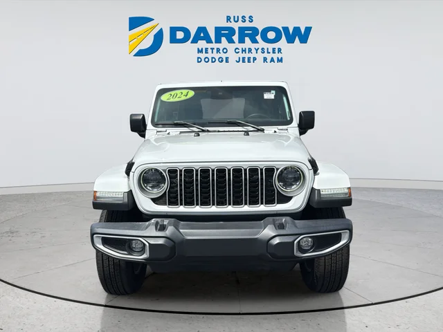 Used 2024 White/off-white Jeep Sahara image 8