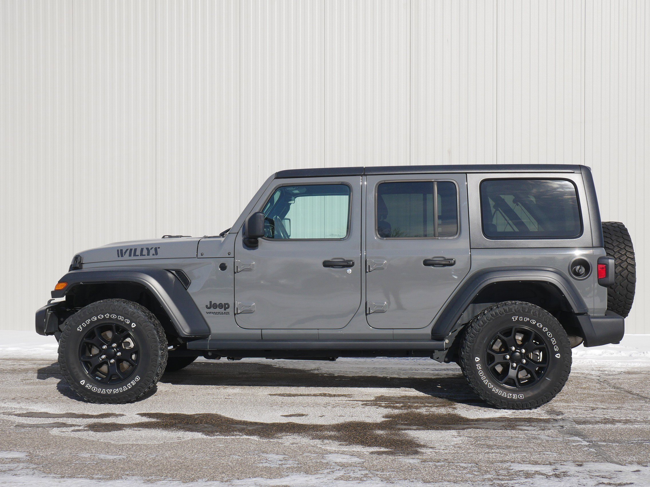 Used 2021 Jeep Wrangler Unlimited Willys with VIN 1C4HJXDG4MW771046 for sale in Hastings, Minnesota