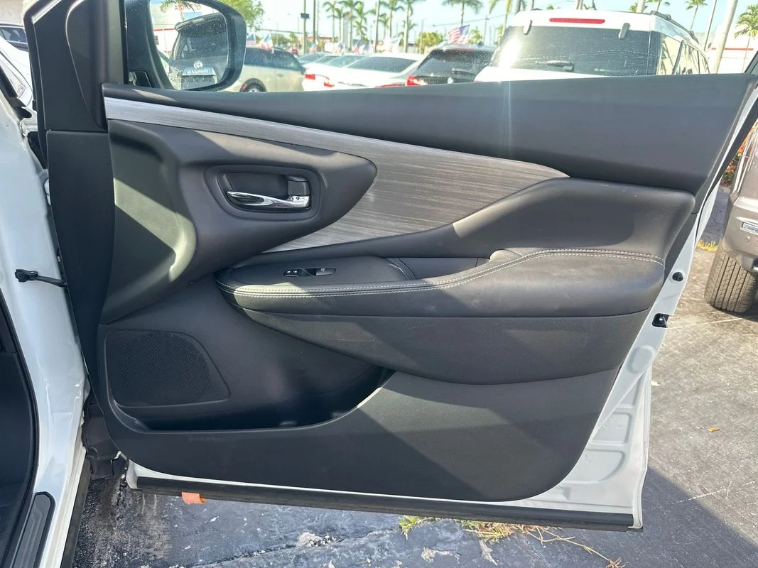 Used 2017 White Nissan SV image 36