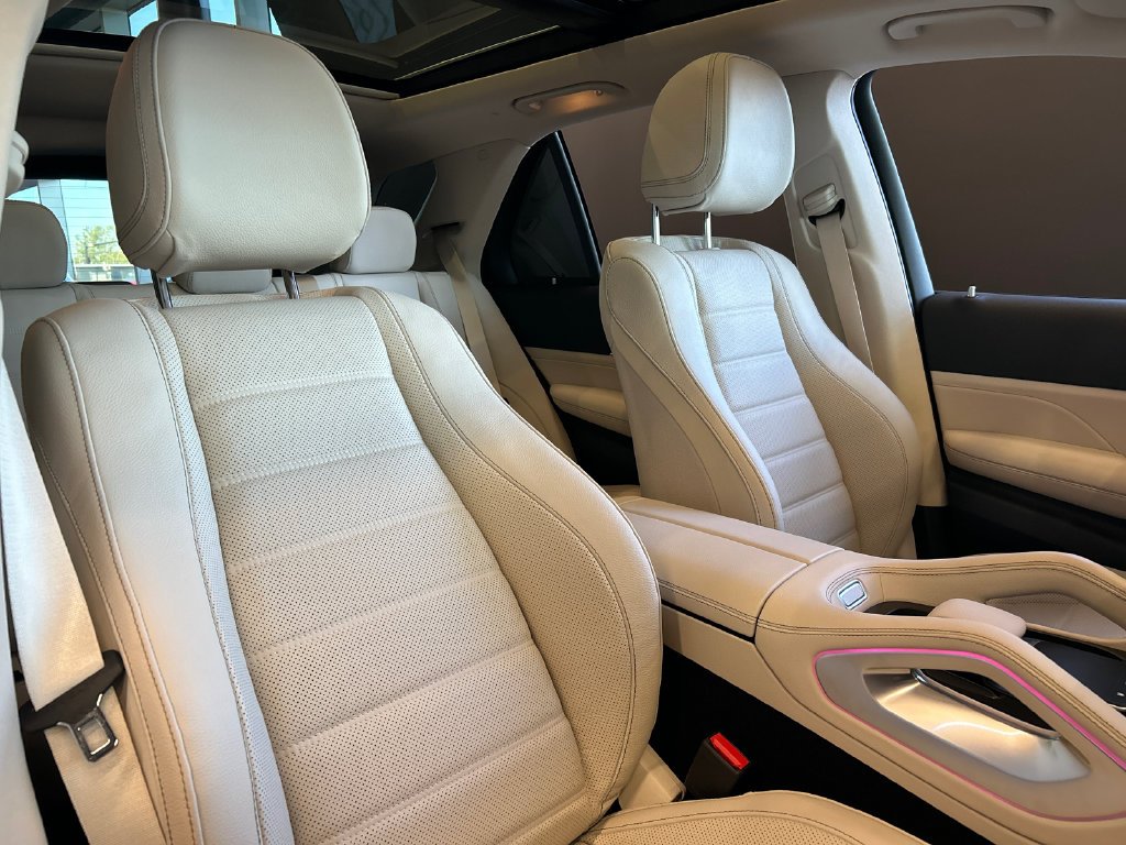 New 2026 MANUFAKTUR Mystic Blue Metallic Mercedes-Benz GLE 450 image 24