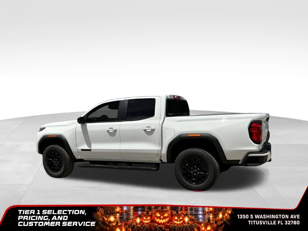 New 2026 Summit White GMC Elevation image 3