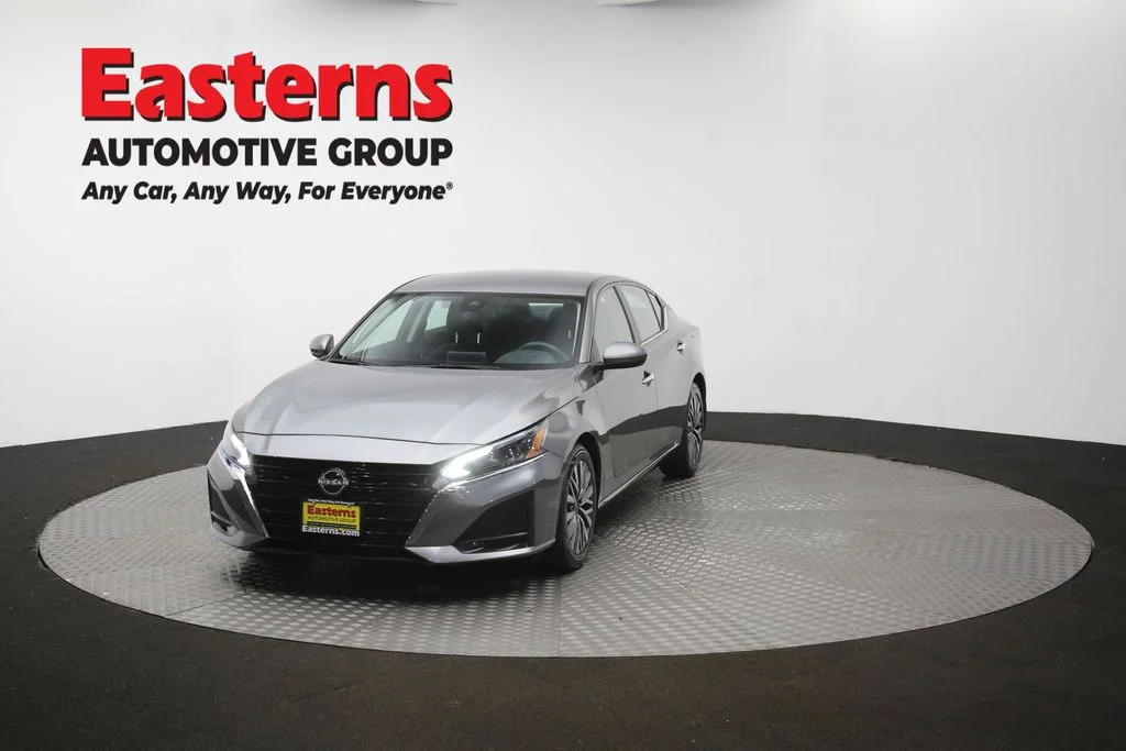 Used 2023 Gray Nissan 2.5 SV image 53