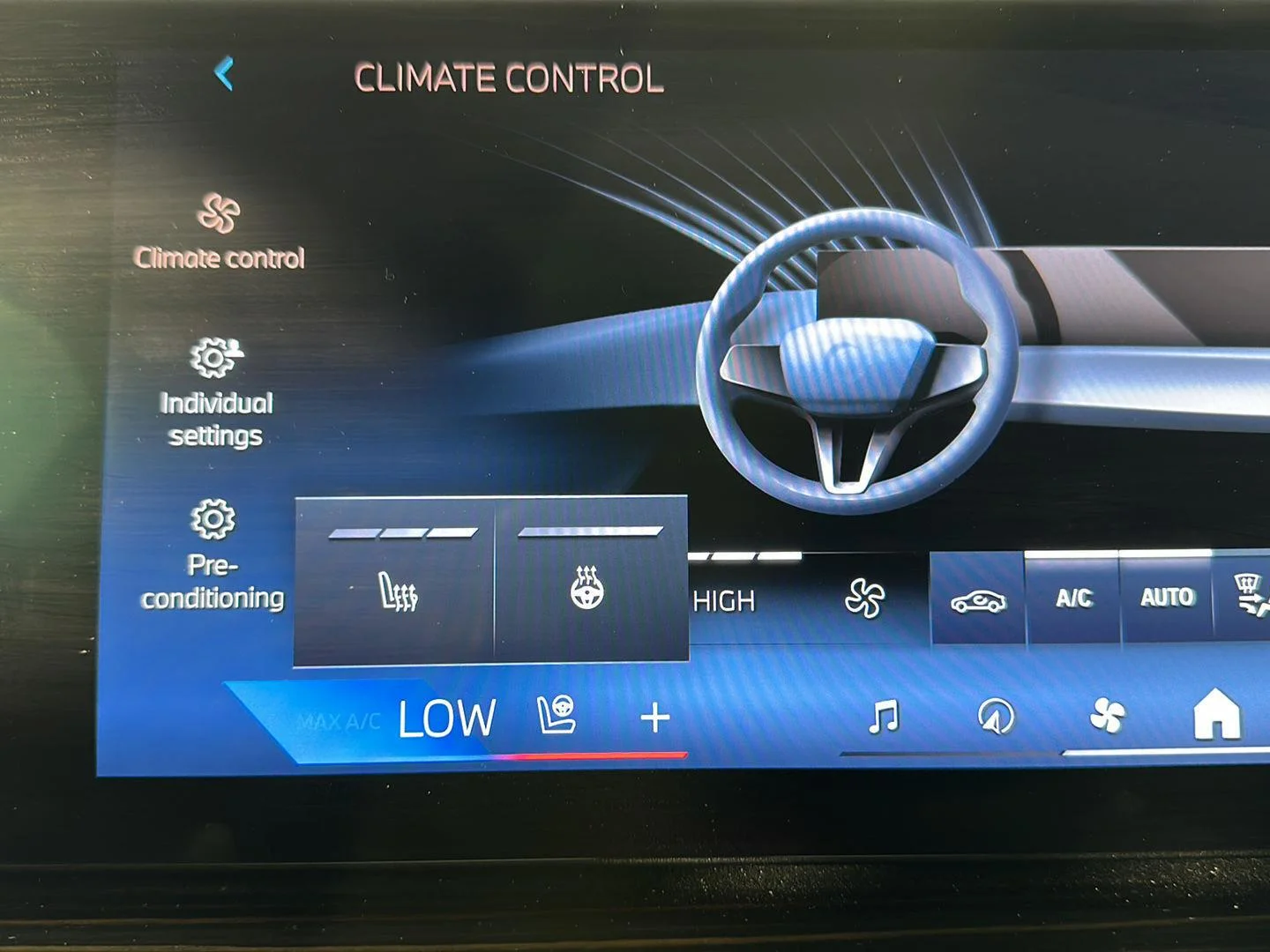 Used 2024 Skyscraper Grey Metallic BMW xDrive40i image 13