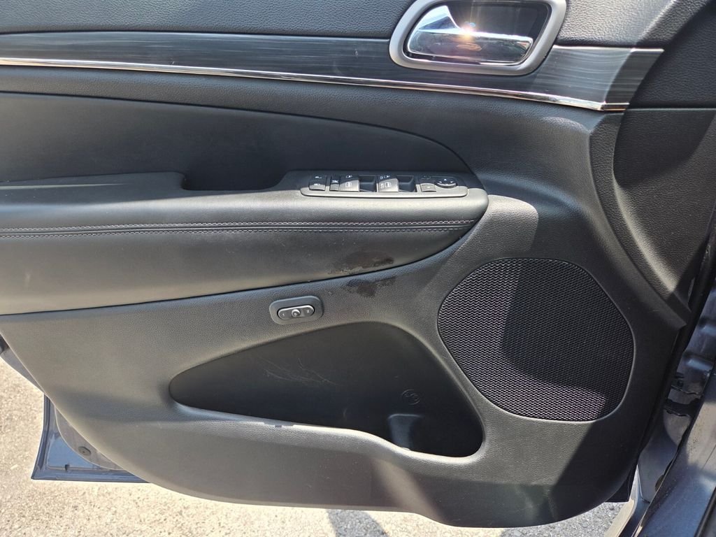 Used 2020 Blue Jeep Limited X image 21