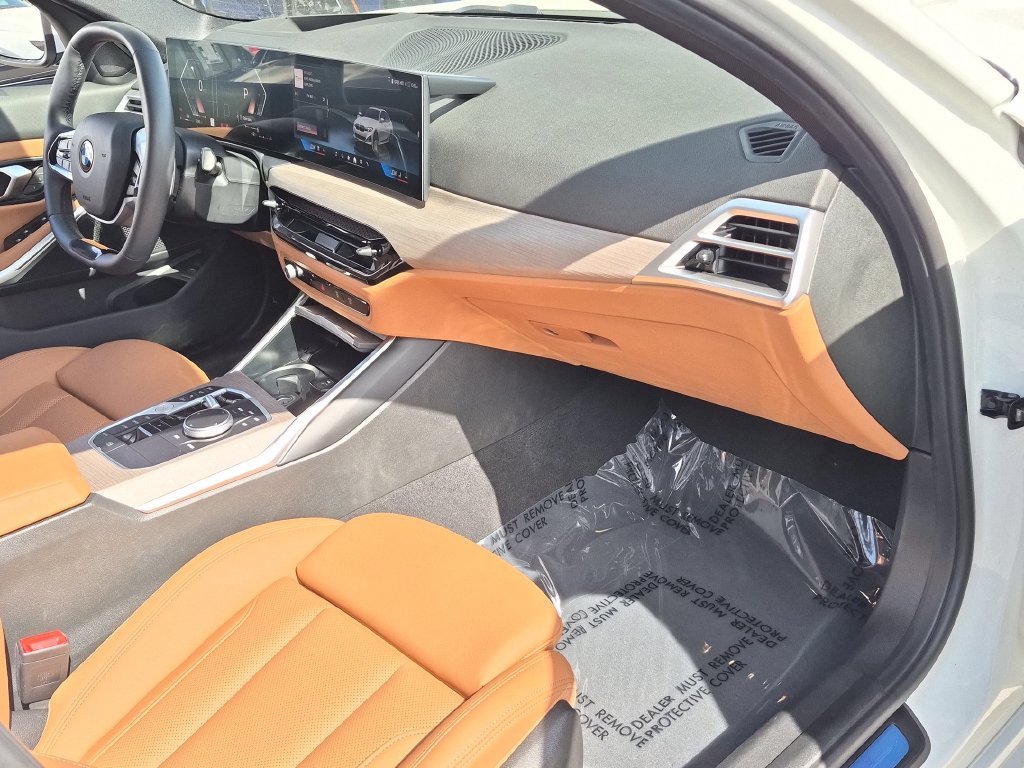 Used 2025 Alpine White BMW 330i image 9