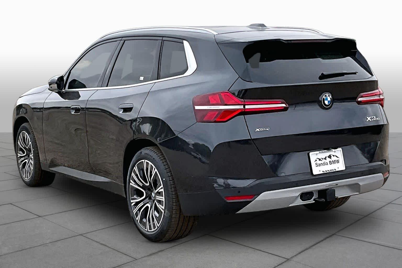 New 2026 Dark Graphite Metallic BMW 30 xDrive image 12
