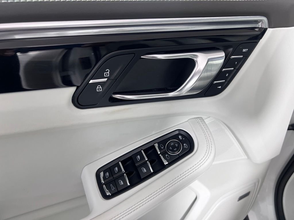 Used 2020 White Porsche S image 29
