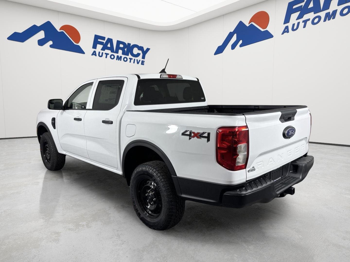 Used 2026 Oxford White Ford XL image 3