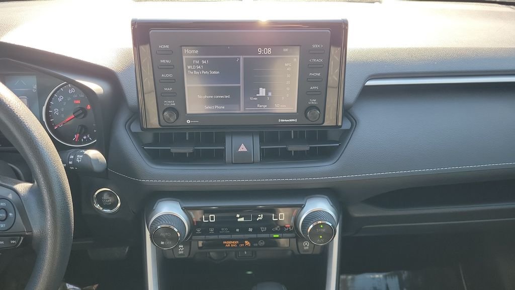 Used 2021 White Toyota XLE image 14