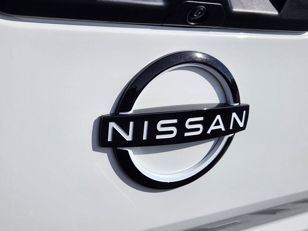 New 2026 Glacier White Nissan SV image 8