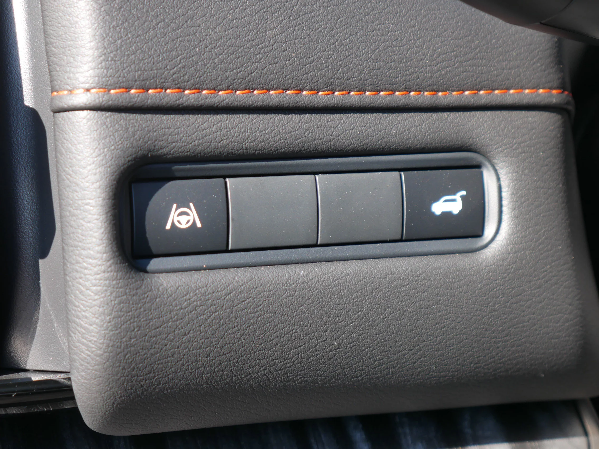 2026 Nissan Armada PRO-4X - Photo 6