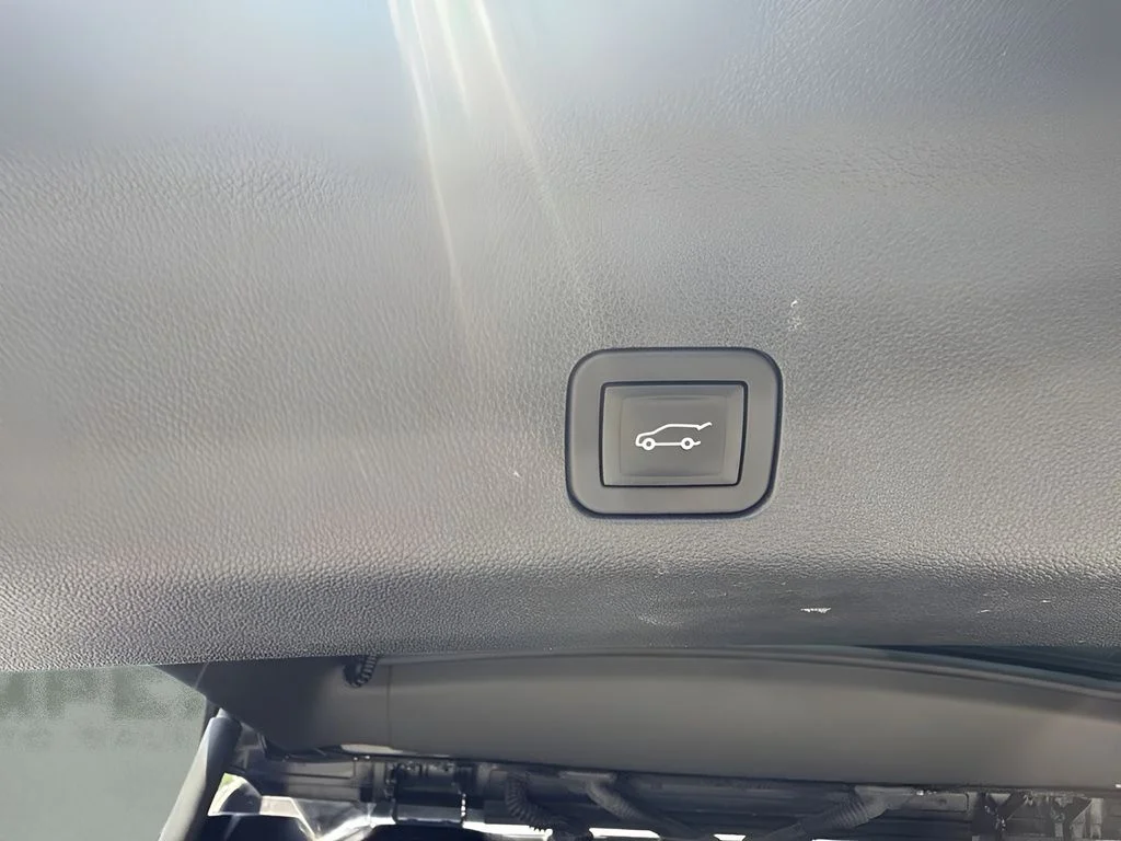 Used 2025 Black Chevrolet LT image 30