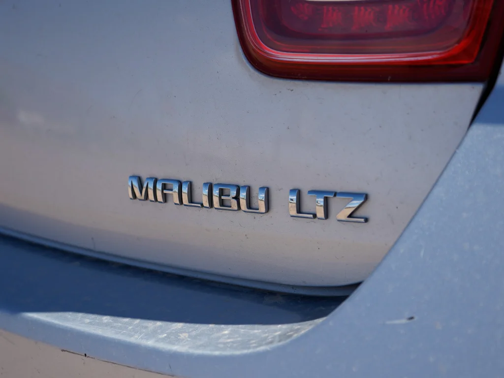 Used 2015 Silver Ice Metallic Chevrolet LTZ image 6
