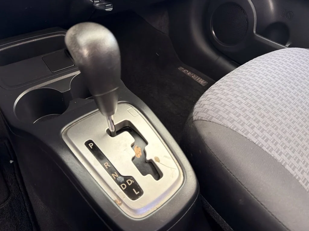 Used 2018 Black Mitsubishi ES image 8