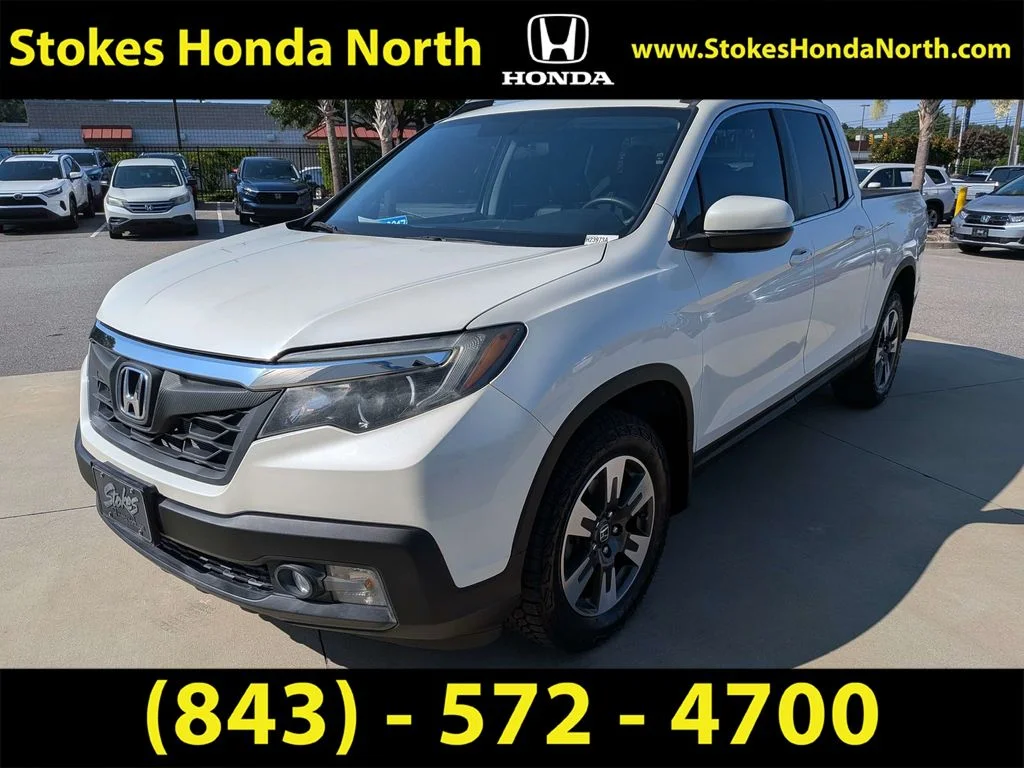 Used 2017  Honda RTL image 4