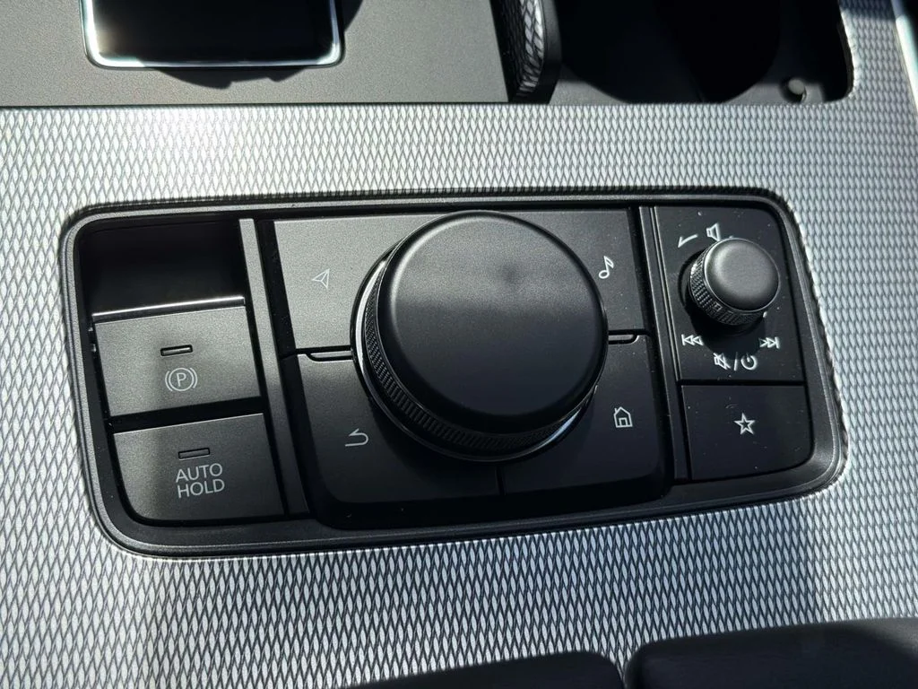 New 2026 Jet Black Mazda 3.3 Turbo Premium image 32