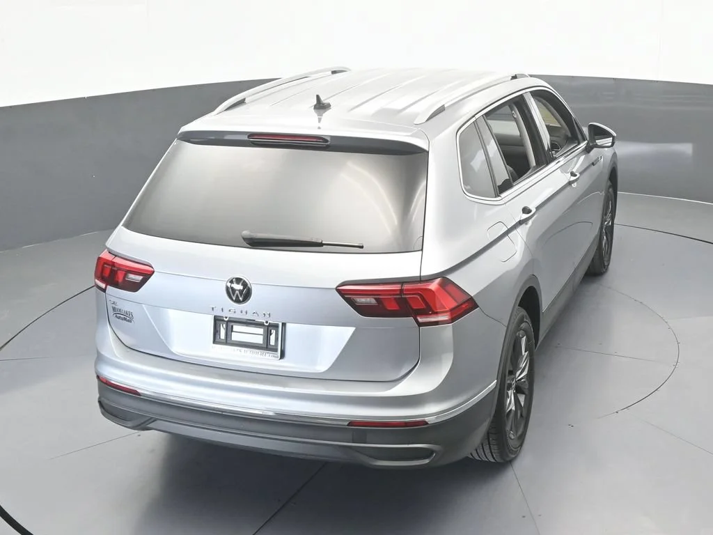 Used 2024 Silver Metallic Volkswagen 2.0T SE image 51