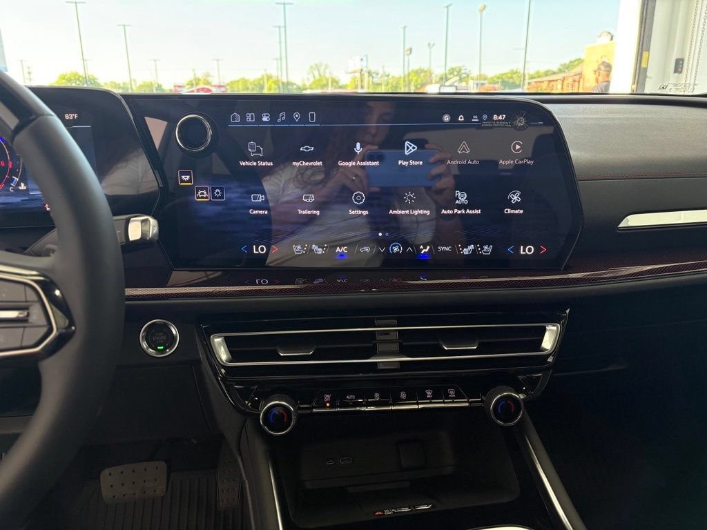 2027 Chevrolet Traverse RS - Photo 8