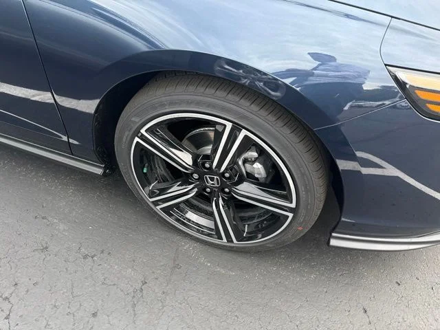 New 2026 Canyon River Blue Metallic Honda SE image 4