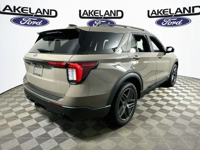 New 2026 Ford Explorer ST-Line