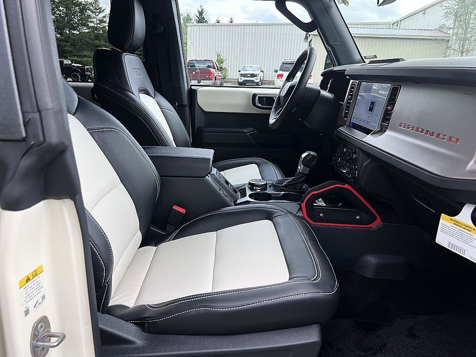 New 2026 Wimbledon White Ford Outer Banks® image 21