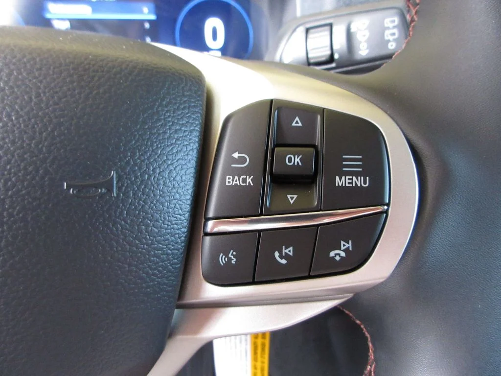 New 2026 Carbonized Gray Metallic Ford Active image 17