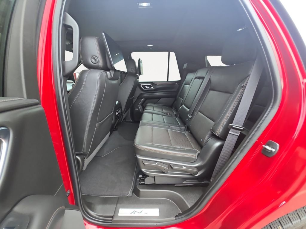 Used 2022 Red Chevrolet High Country image 16