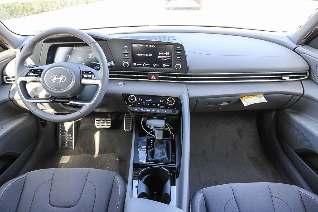 New 2026 Black Hyundai SEL Sport image 12