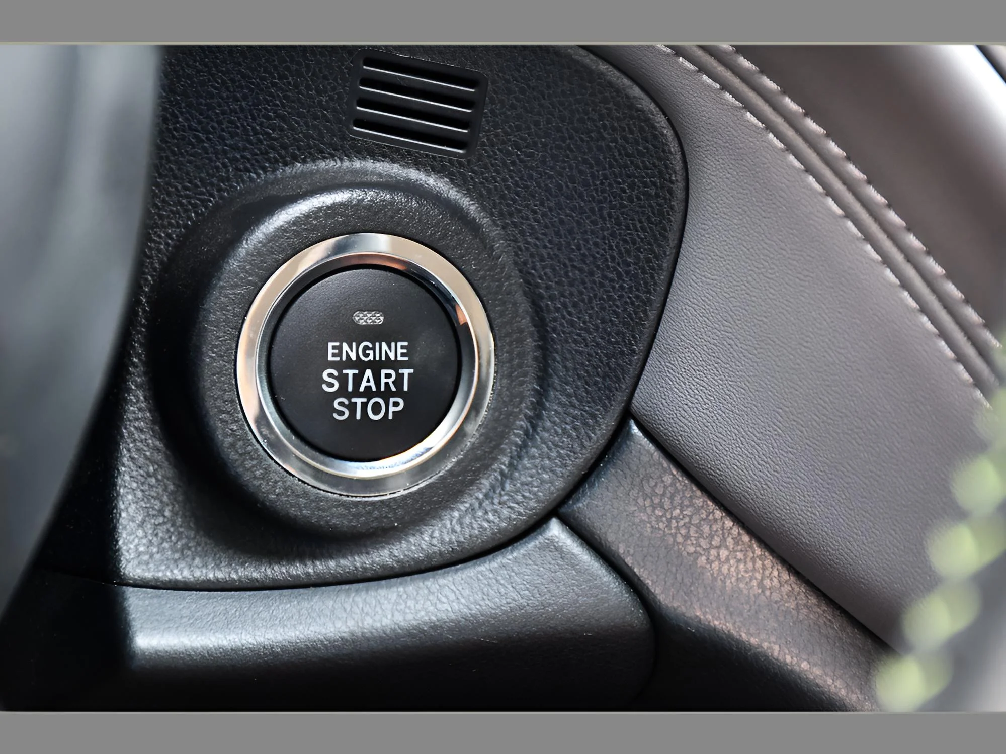 Used 2024 Magnetite Gray Metallic Subaru Onyx Edition XT image 36