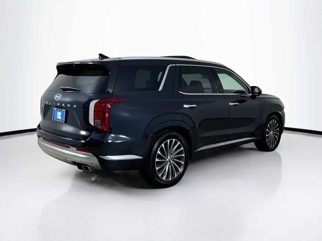 Used 2023 Moonlight Cloud Hyundai Calligraphy image 8
