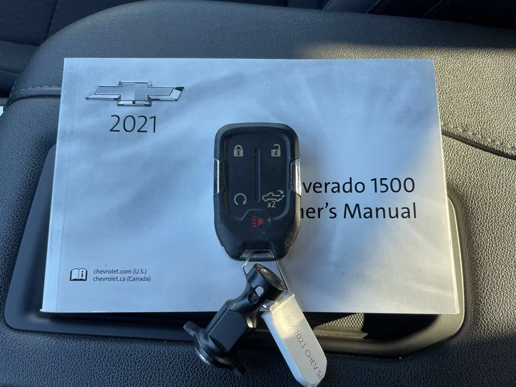 Used 2021 Gray Chevrolet RST image 34