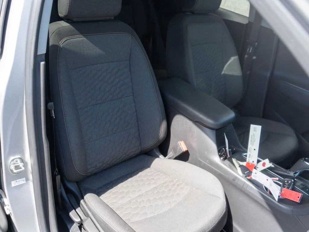 Used 2021 Silver Chevrolet LT image 9