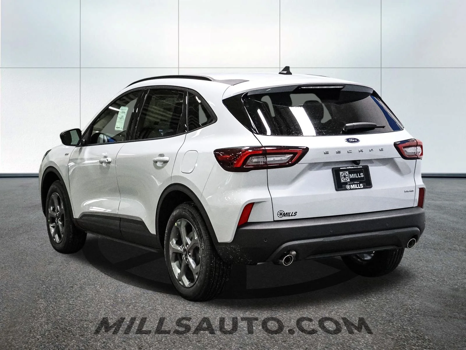 New 2026 Space Silver Metallic Ford ST-Line image 5