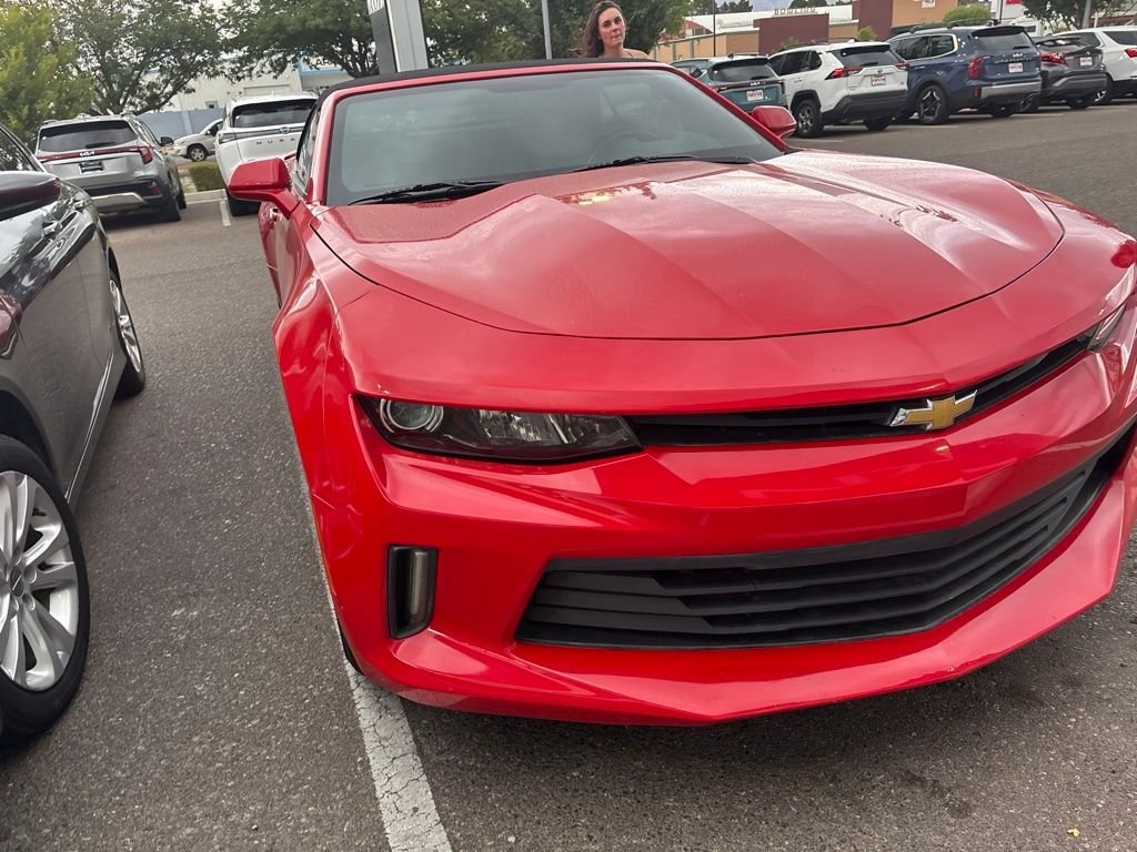 Used 2018 Red Chevrolet 1LT image 6
