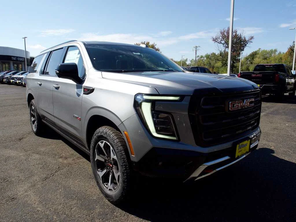 New 2026 Sterling Metallic GMC AT4 Ultimate image 3